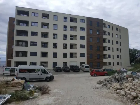 Prodaja, jednosoban stan, 38m², Bečići, Budva - image 19