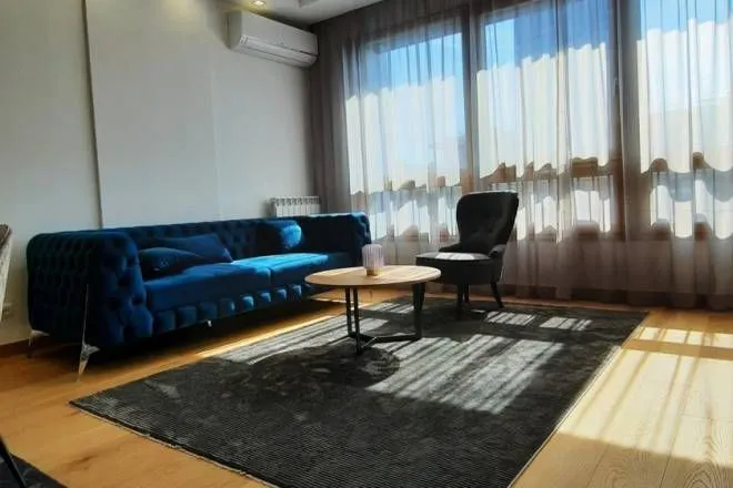 Izdavanje, dvosoban stan, 56m², Novi Beograd Blok 65, Novi Beograd Sve Podlokacije