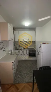 Rent, two bedroom apartment, 73m², Blok 6, Podgorica - image 7