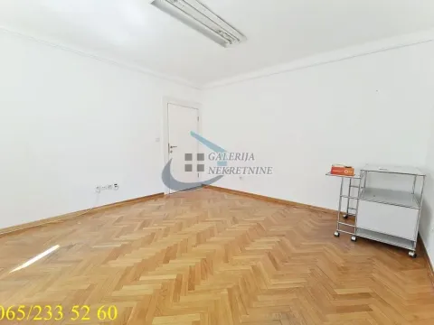 Izdavanje, dvosoban stan, 68m², Stari Grad, Beograd - image 12