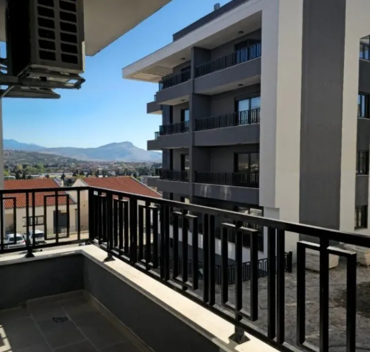 Prodaja, jednosoban stan, 45m², Gorica C, Podgorica