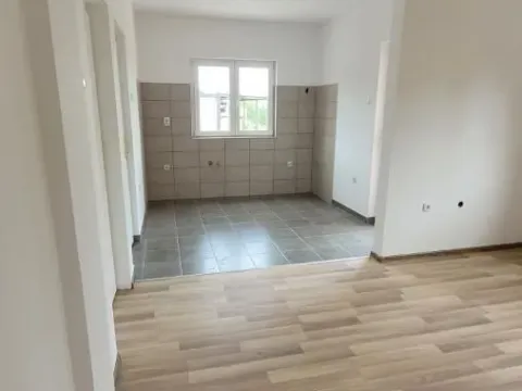 Prodaja, kuća, 105m², Petrovaradin, Novi Sad - image 17