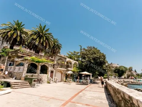 Sale, two bedroom apartment, 68m², Centar, Herceg Novi - image 4