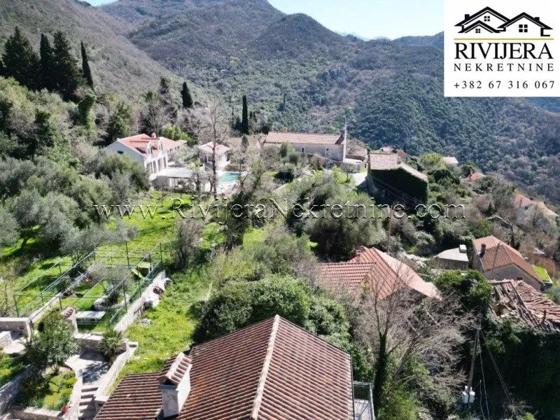 Prodaja, plac, 360m², Gornja Lastva, Tivat