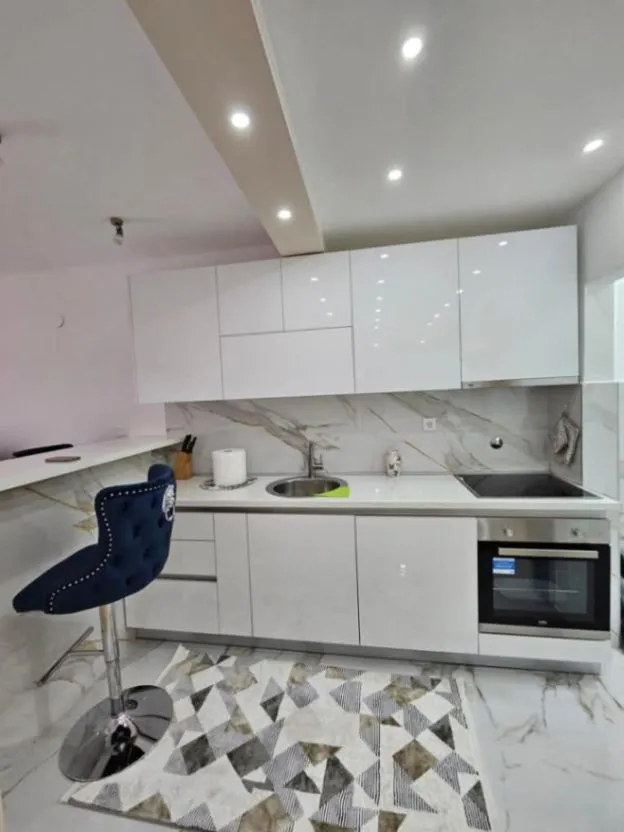 Izdavanje, dvosoban stan, 70m², Ljubović, Podgorica