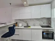 Izdavanje, dvosoban stan, 70m², Ljubović, Podgorica - image 1