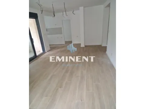 Prodaja, dvosoban stan, 63m², Zemun Kalvarija, Zemun Sve Podlokacije - image 3