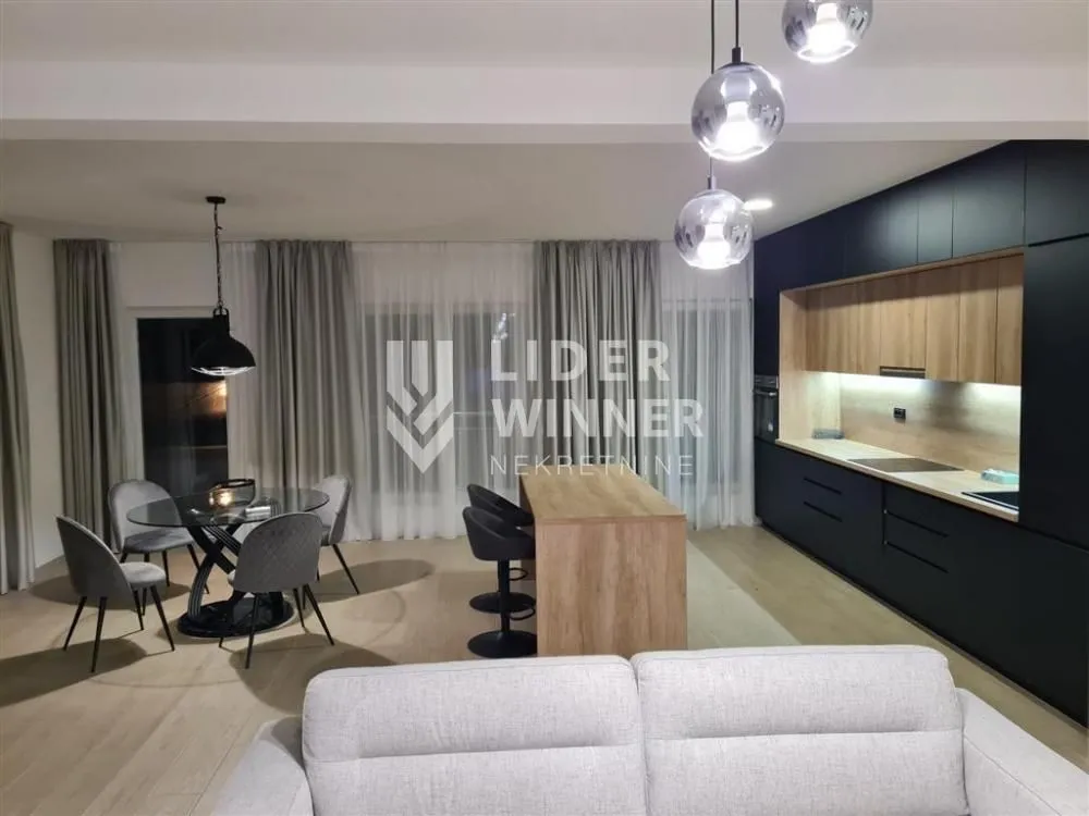 Sale, four bedroom apartment, 145m², Savski Venac, Beograd
