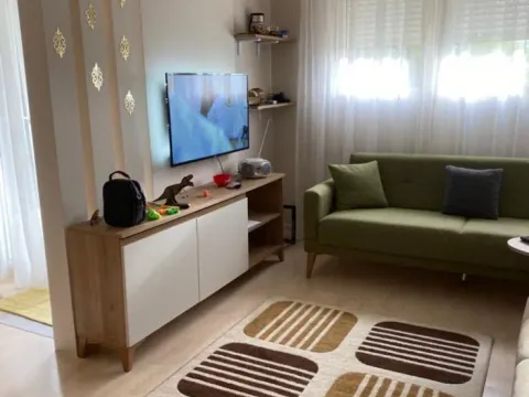 Izdavanje, jednosoban stan, 50m², Šušanj, Bar - image 4