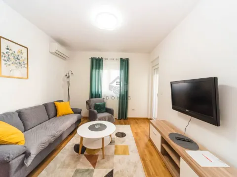 Rent, one bedroom apartment, 49m², Stari Aerodrom, Podgorica - image 2