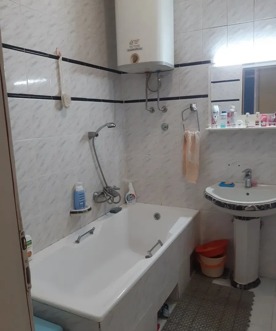 Prodaja, četvorosoban stan, 99m², Neimar, Vračar Sve Podlokacije