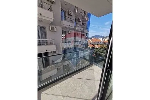 Sale, one bedroom apartment, 42m², Rafailovići, Budva