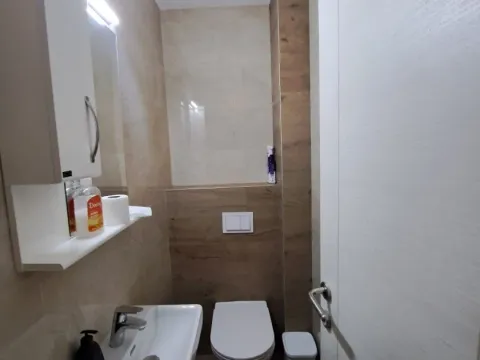 Rent, two bedroom apartment, 65m², Blok 6, Podgorica - image 8