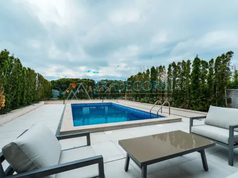 Prodaja, kuća, 220m², Reževići, Budva - image 23