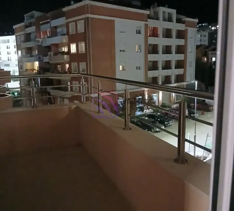 Sale, two bedroom apartment, 81m², Lazi, Budva