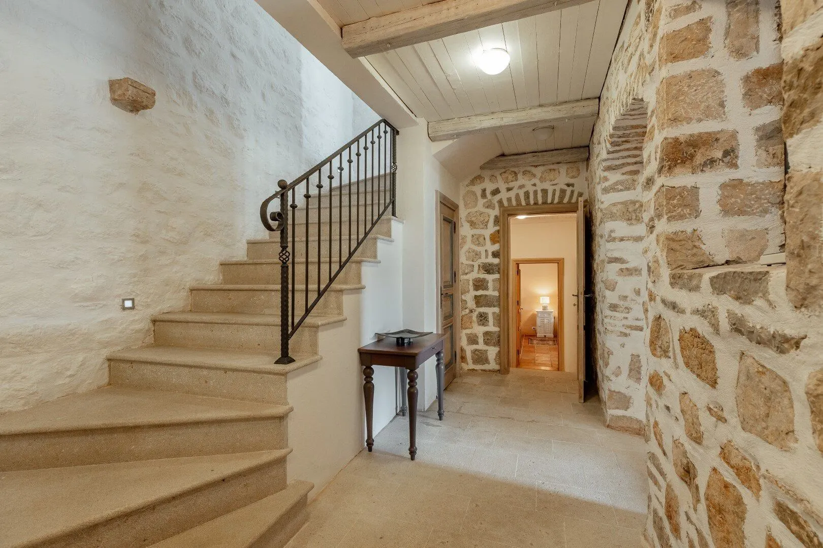 Prodaja, kuća, 382m², Perast, Kotor