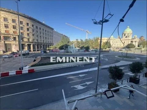 Izdavanje, trosoban stan, 72m², Stari Grad, Beograd - image 13