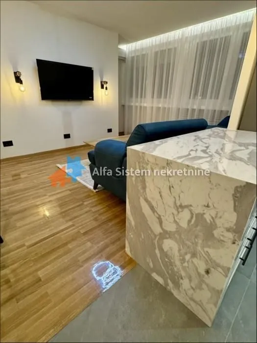 Rent, two bedroom apartment, 46m², Novi Beograd Sve Podlokacije, Beograd