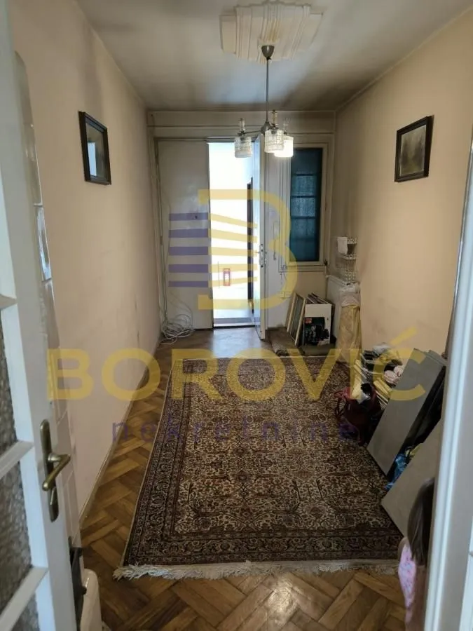 Sale, three bedroom apartment, 77m², Stari Grad, Beograd