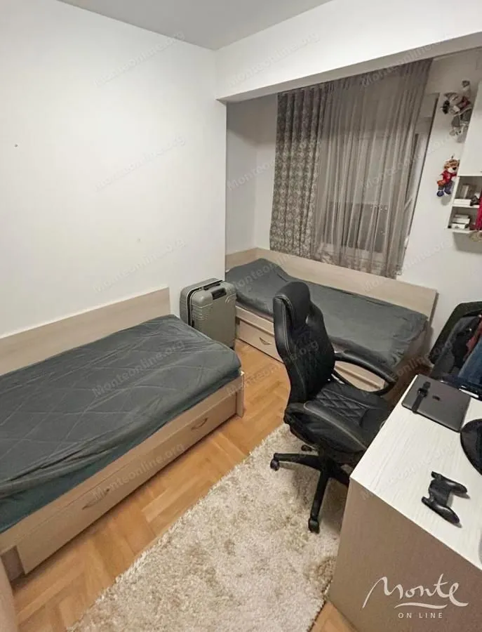 Prodaja, dvosoban stan, 72m², Momišići, Podgorica