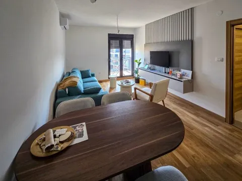 Prodaja, jednosoban stan, 41m², Tološi, Podgorica - image 6