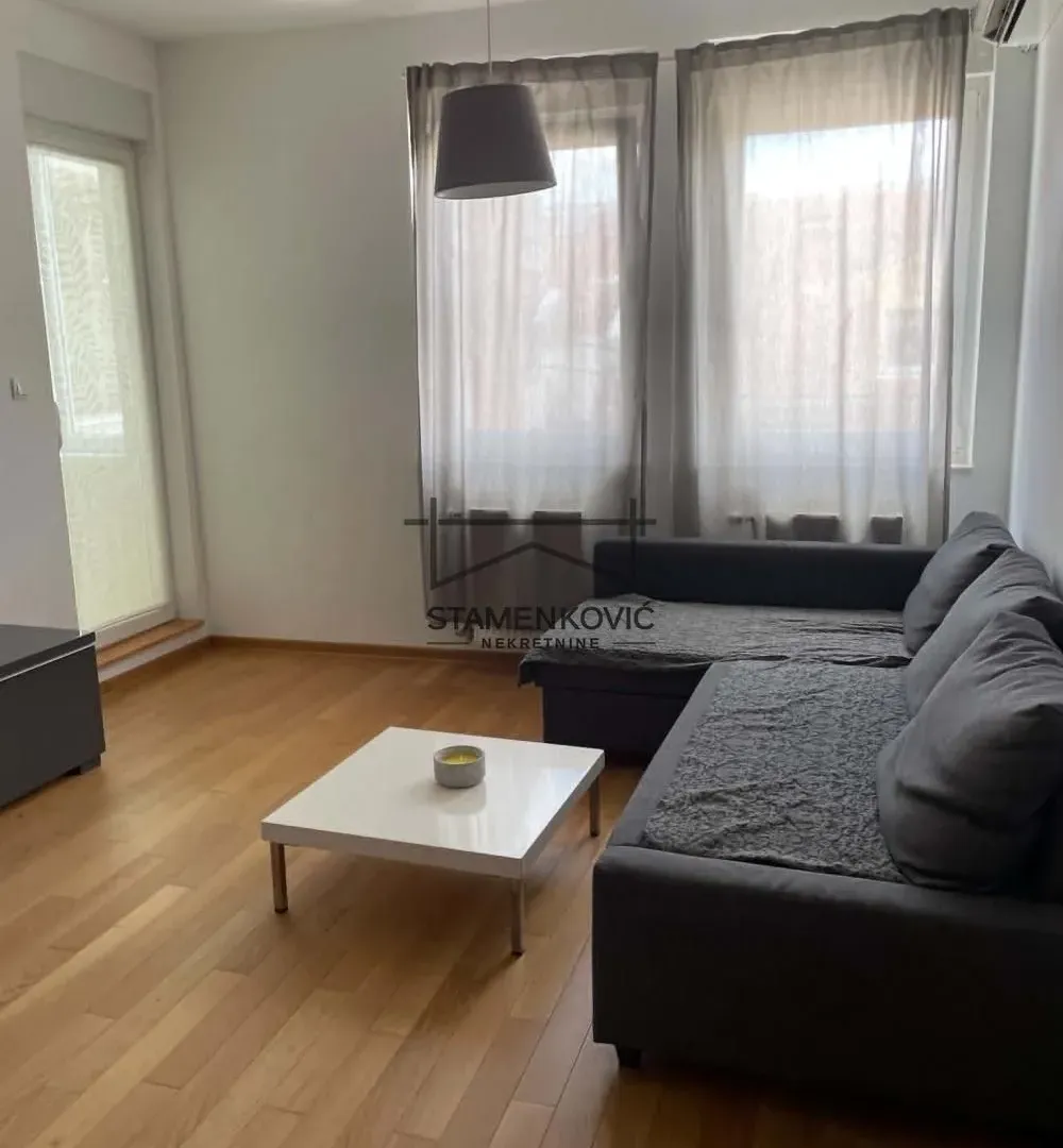Prodaja, jednosoban stan, 38m², Socijalno, Novi Sad Sve Podlokacije