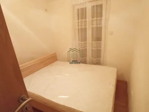 Rent, one bedroom apartment, 38m², Podgorica, Crna Gora - image 8