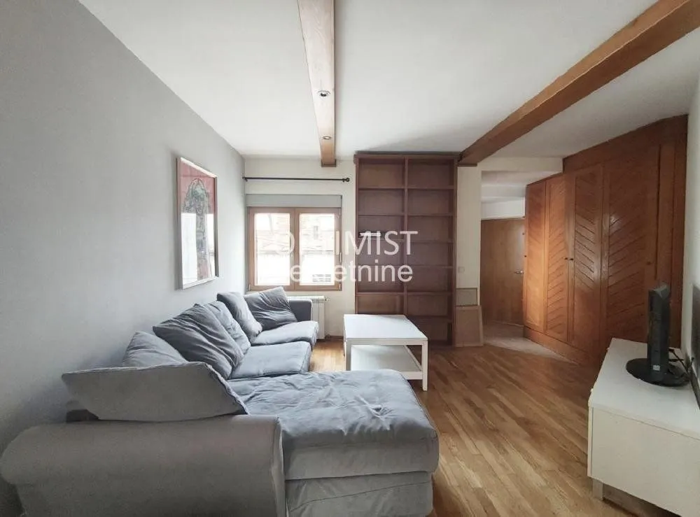 Prodaja, trosoban stan, 69m², Stari Grad, Beograd