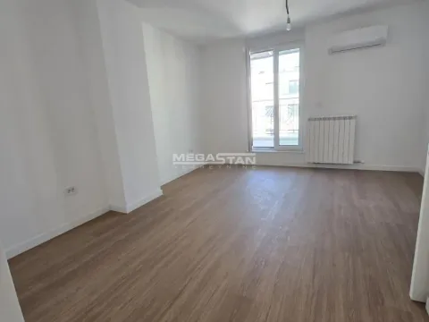 Prodaja, četvorosoban stan, 142m², Šumice, Beograd - image 3