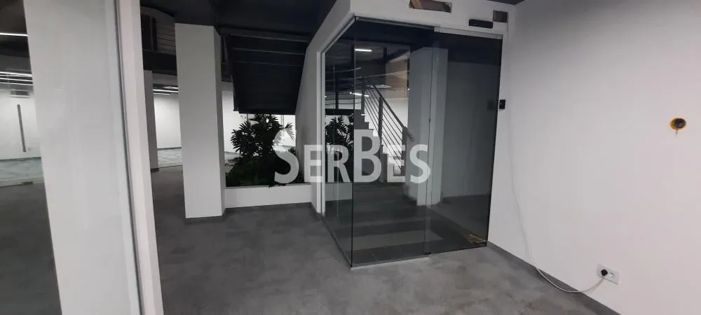 Rent, office space, 305m², Bulevar Oslobodjenja, Novi Sad Sve Podlokacije