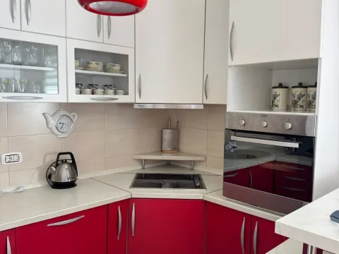 Rent, two bedroom apartment, 70m², Seljanovo, Tivat - image 2