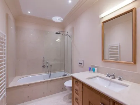 Prodaja, trosoban stan, 204m², Porto Montenegro, Tivat - image 19