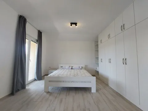 Rent, two bedroom apartment, 100m², Radanovići, Kotor - image 7