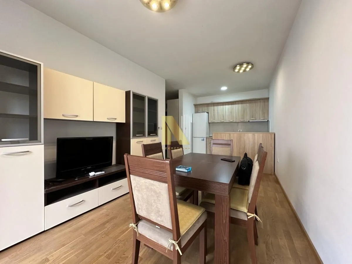 Prodaja, dvosoban stan, 56m², Rotkvarija, Novi Sad Sve Podlokacije
