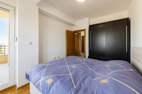Izdavanje, dvosoban stan, 92m², Zabjelo, Podgorica - image 7