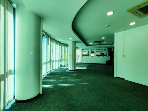 Izdavanje, poslovni prostor, 450m², Preko Morače, Podgorica - image 14