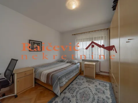 Prodaja, kuća, 322m², Mladenovac, Beograd - image 8