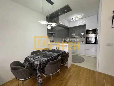 Izdavanje, dvosoban stan, 65m², Stari Aerodrom, Podgorica - image 5