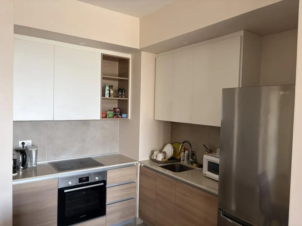 Izdavanje, dvosoban stan, 52m², Savski Venac, Beograd