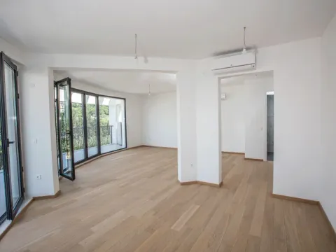 Sale, three bedroom apartment, 143m², Tivat, Crna Gora - image 8