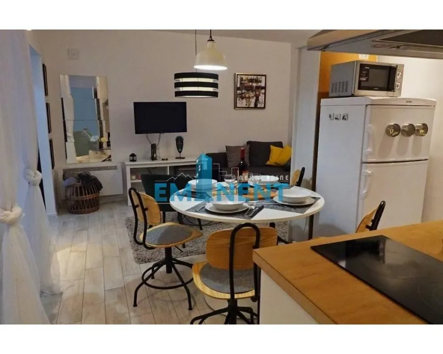 Rent, apartment, 34m², Stari Grad, Beograd