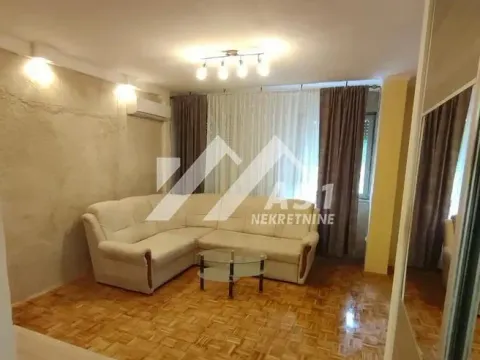 Izdavanje, jednosoban stan, 37m², Novo naselje, Novi Sad - image 1