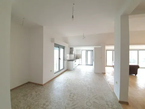 Prodaja, stan, 171m², Budva, Crna Gora