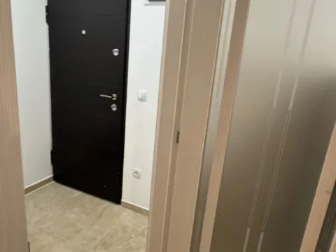 Izdavanje, dvosoban stan, 45m², Zabjelo, Podgorica - image 5