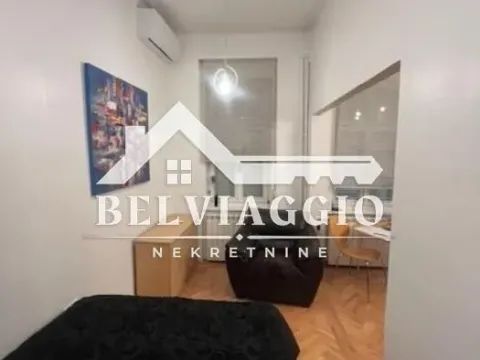 Izdavanje, jednosoban stan, 35m², Stari Grad, Budva - image 6