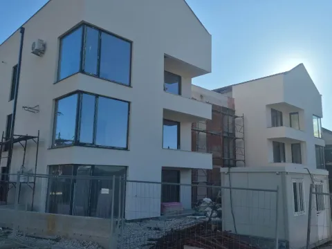 Prodaja, jednosoban stan, 51m², Radanovići, Kotor - image 3