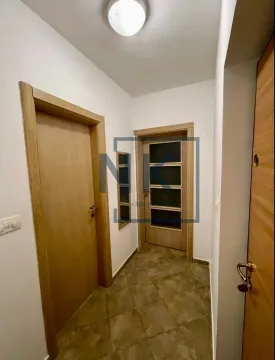 Prodaja, jednosoban stan, 42m², Stari Aerodrom, Podgorica - image 9