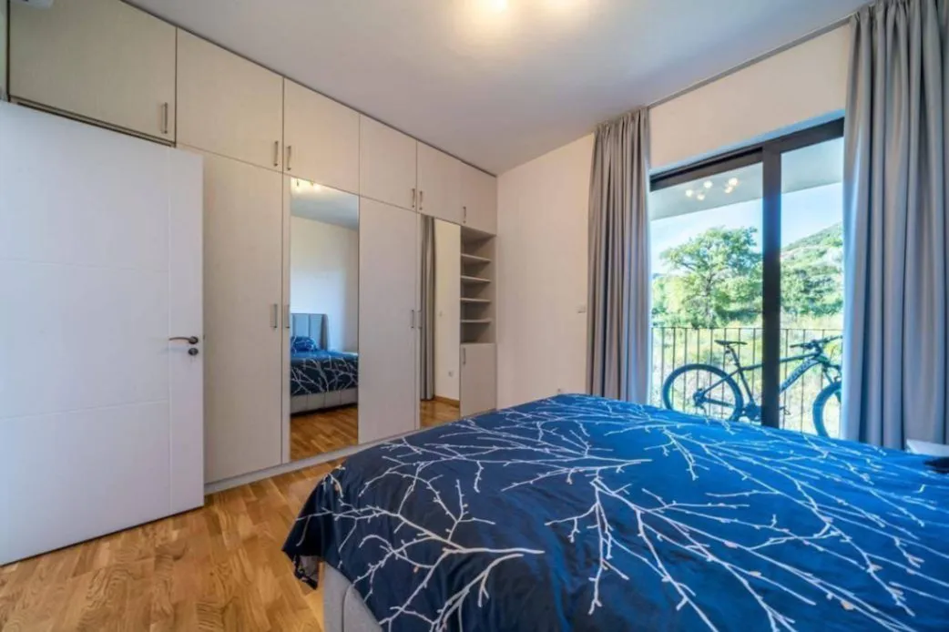 Prodaja, trosoban stan, 129m², Donja Lastva, Tivat