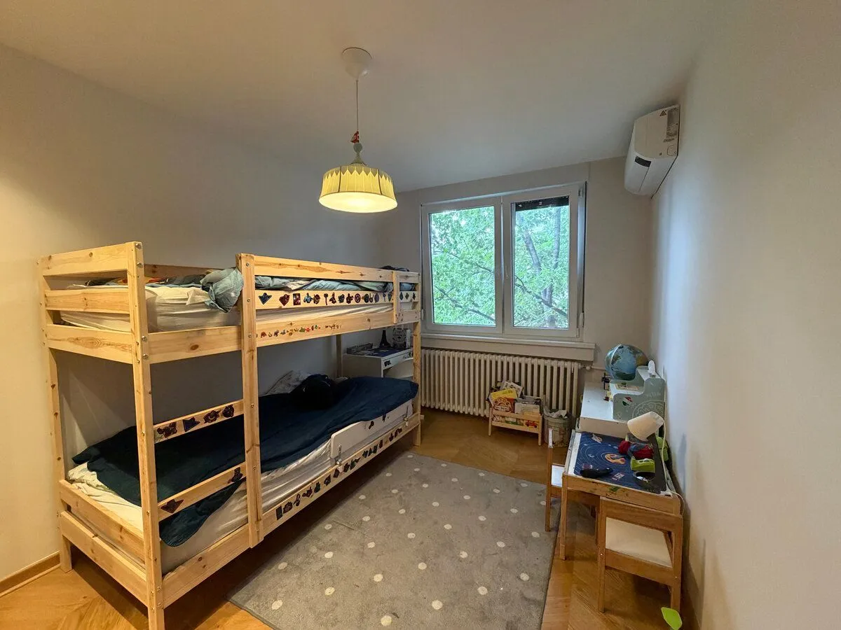 Izdavanje, trosoban stan, 75m², Vračar Hram, Vračar Sve Podlokacije