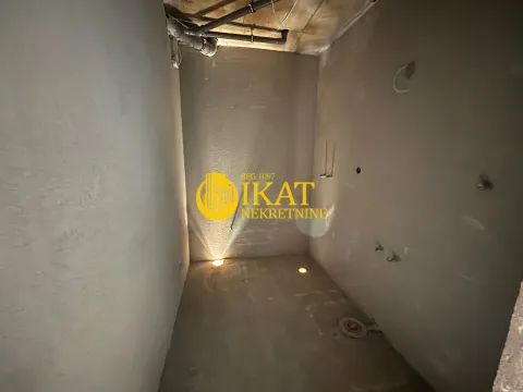 Prodaja, trosoban stan, 57m², Banovo Brdo, Beograd - image 9